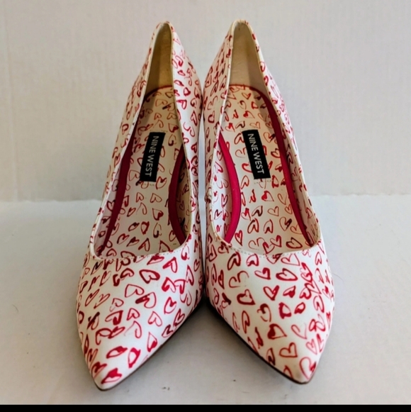 Nine West Heart Patterned Red and White Women's Heels - Picture 2 of 6